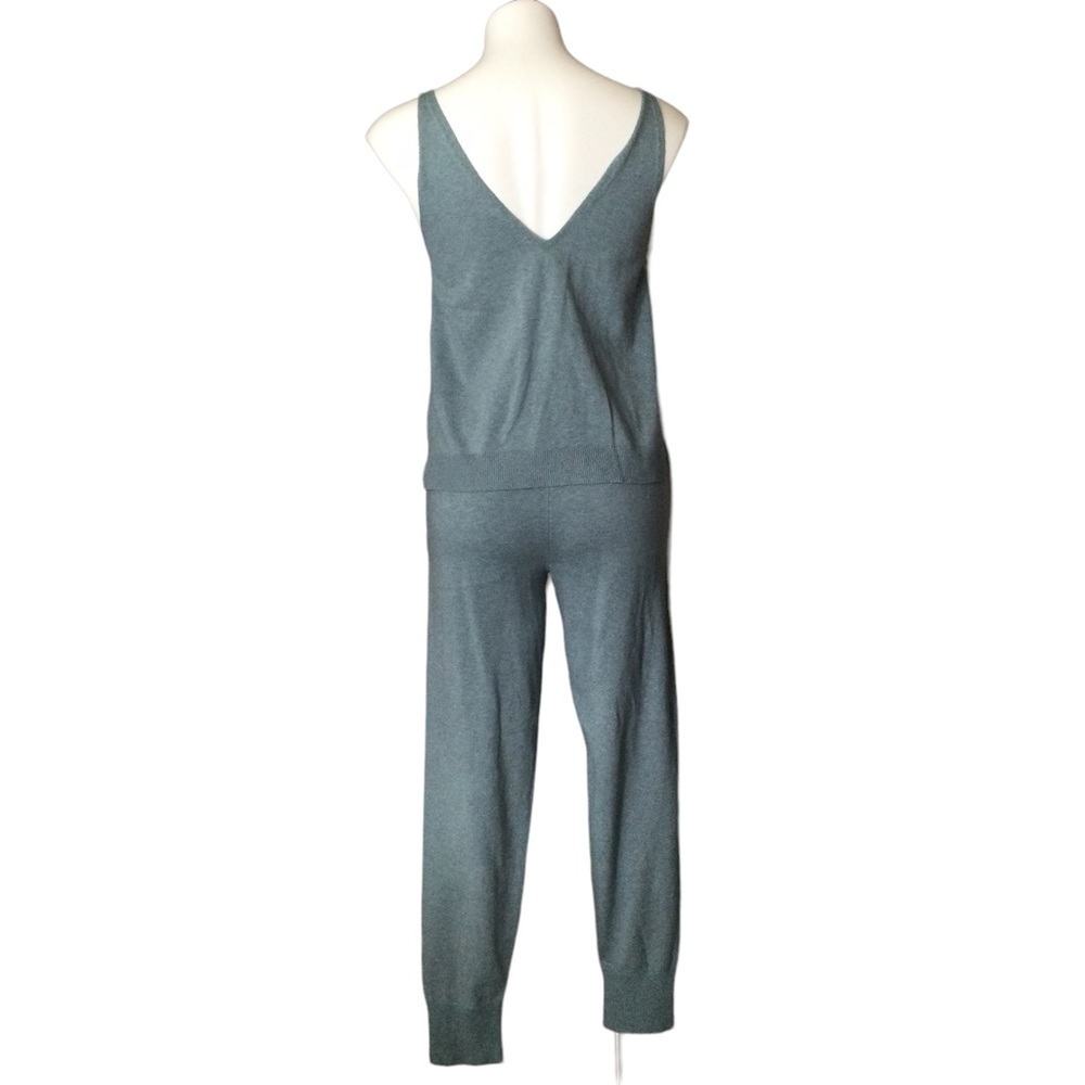 Athleta Salutation Gray Heather‎ Jogger Set - Picture 2 of 16